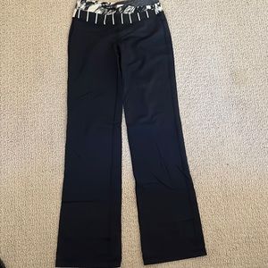 Lululemon Groove Flare Yoga Pant